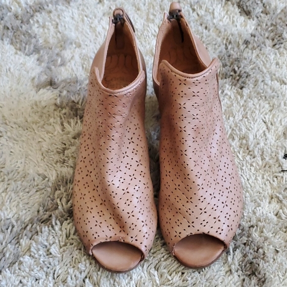 Anthro Coque Terra Poet Open Toed bootie - Picture 2 of 8